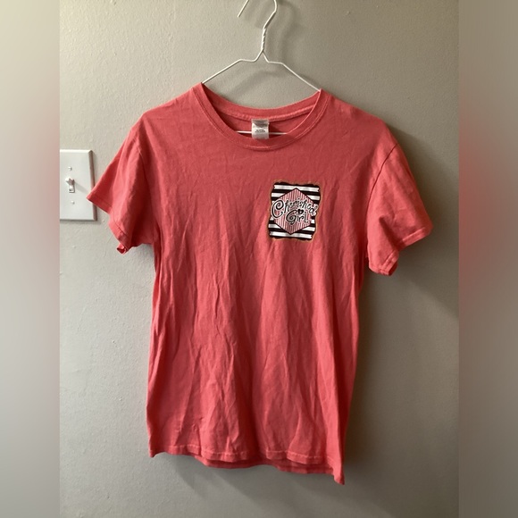Women’s Small Gildens Cherished Girl Slamon Graphic Tee - Picture 1 of 2